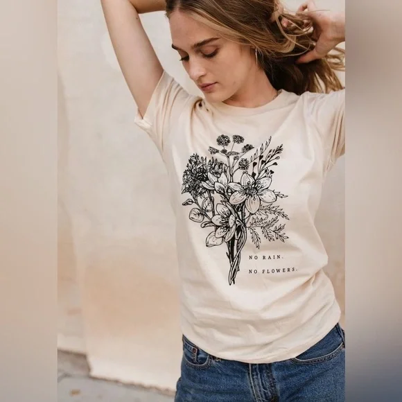 NWOT No Rain No Flowers Graphic T-shirt - Picture 1 of 2